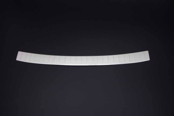 bmw-3-serisi-f30-krom-arka-tampon-esigi-tasli-2011-ve-sonrasi-26216-31-B.jpg
