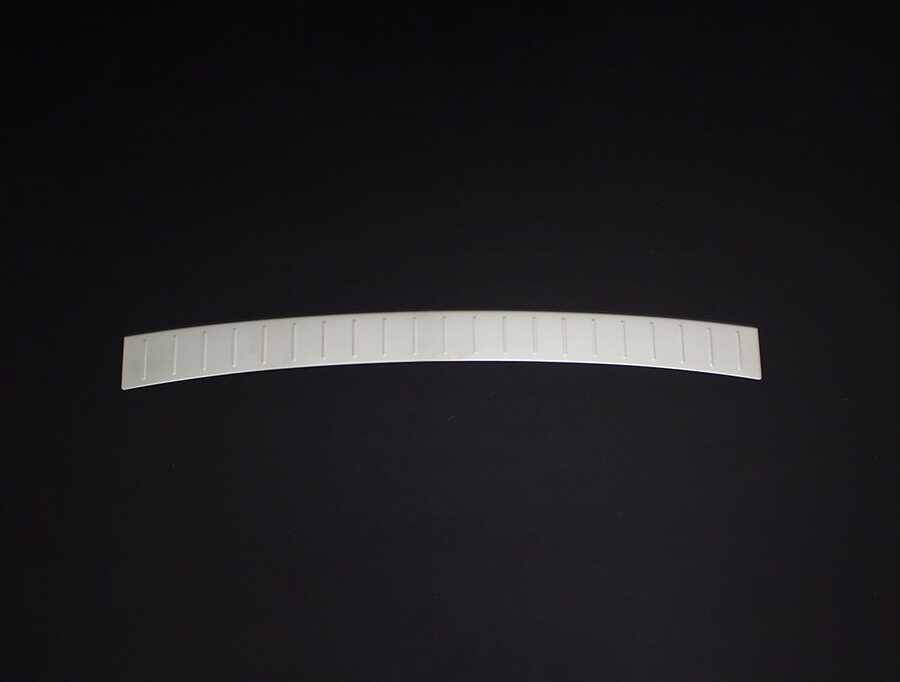 bmw-x1-krom-arka-tampon-esigi-tasli-2015-2022-arasi-26373-38-B.jpg